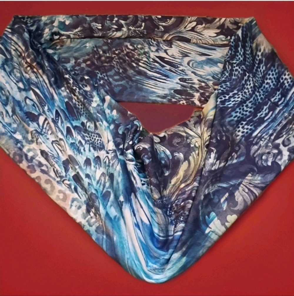 Elegant Blue Patterned Infinity Scarf Cottagecore Coastal Resort Wear